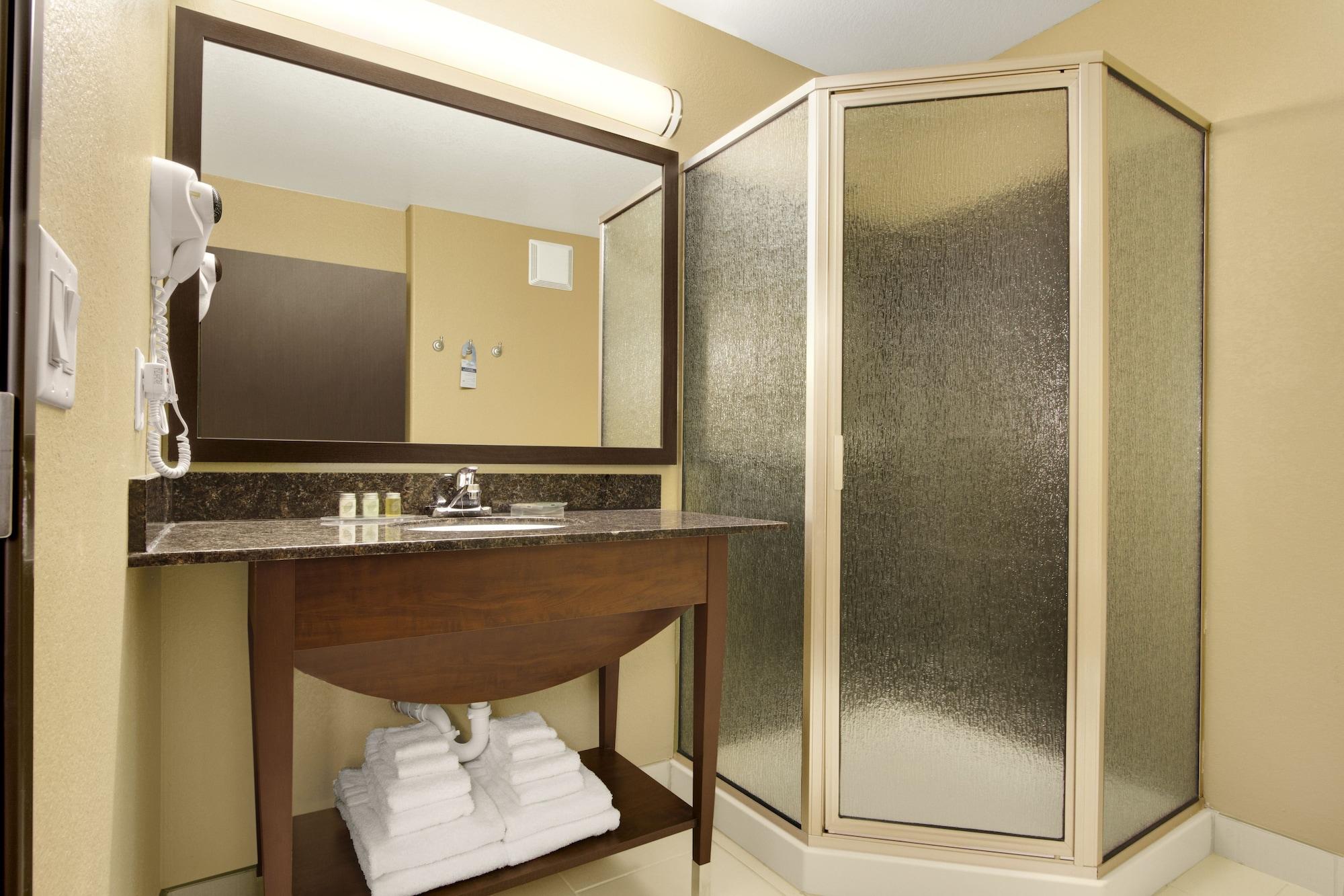 Microtel Inn & Suites By Wyndham Buda Austin South Экстерьер фото