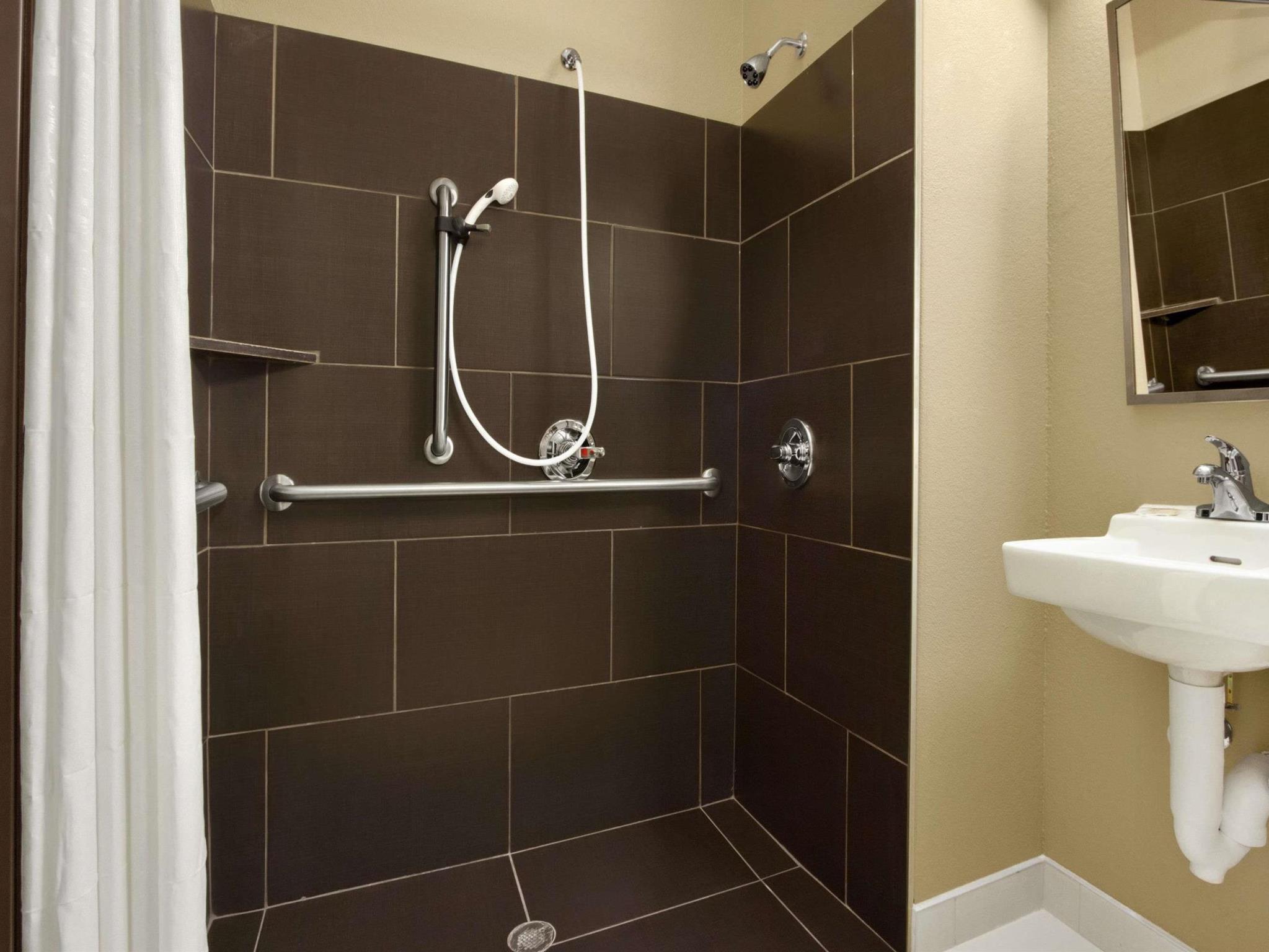 Microtel Inn & Suites By Wyndham Buda Austin South Экстерьер фото